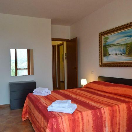 Casa Vacanze Serraglie Раффа Экстерьер фото