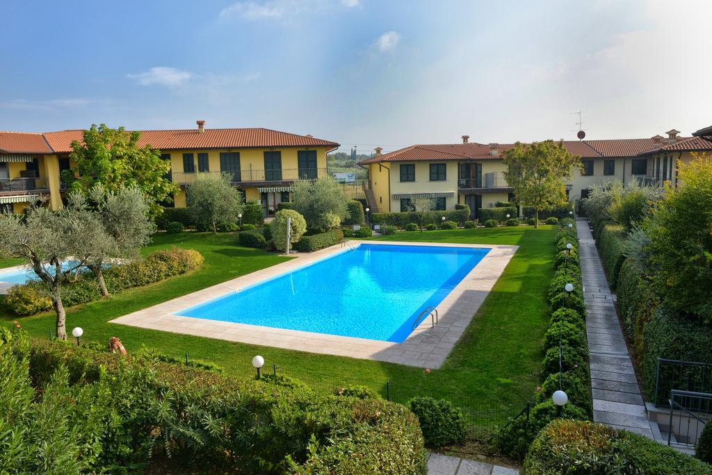 Casa Vacanze Serraglie Раффа Экстерьер фото
